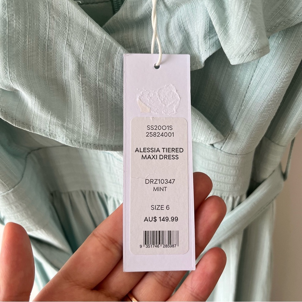 BNWT Forever New Alessia Tiered Maxi Dress Size 6 - Picture 7 of 9